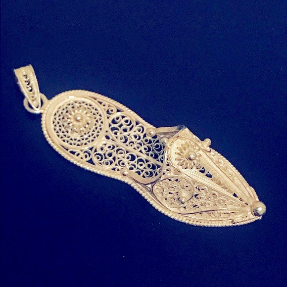 Special Holiday Gift - Handmade silver filigree slipper Pendant 2” long - Picture 3 of 5